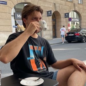 Meet your Posher, Antoine